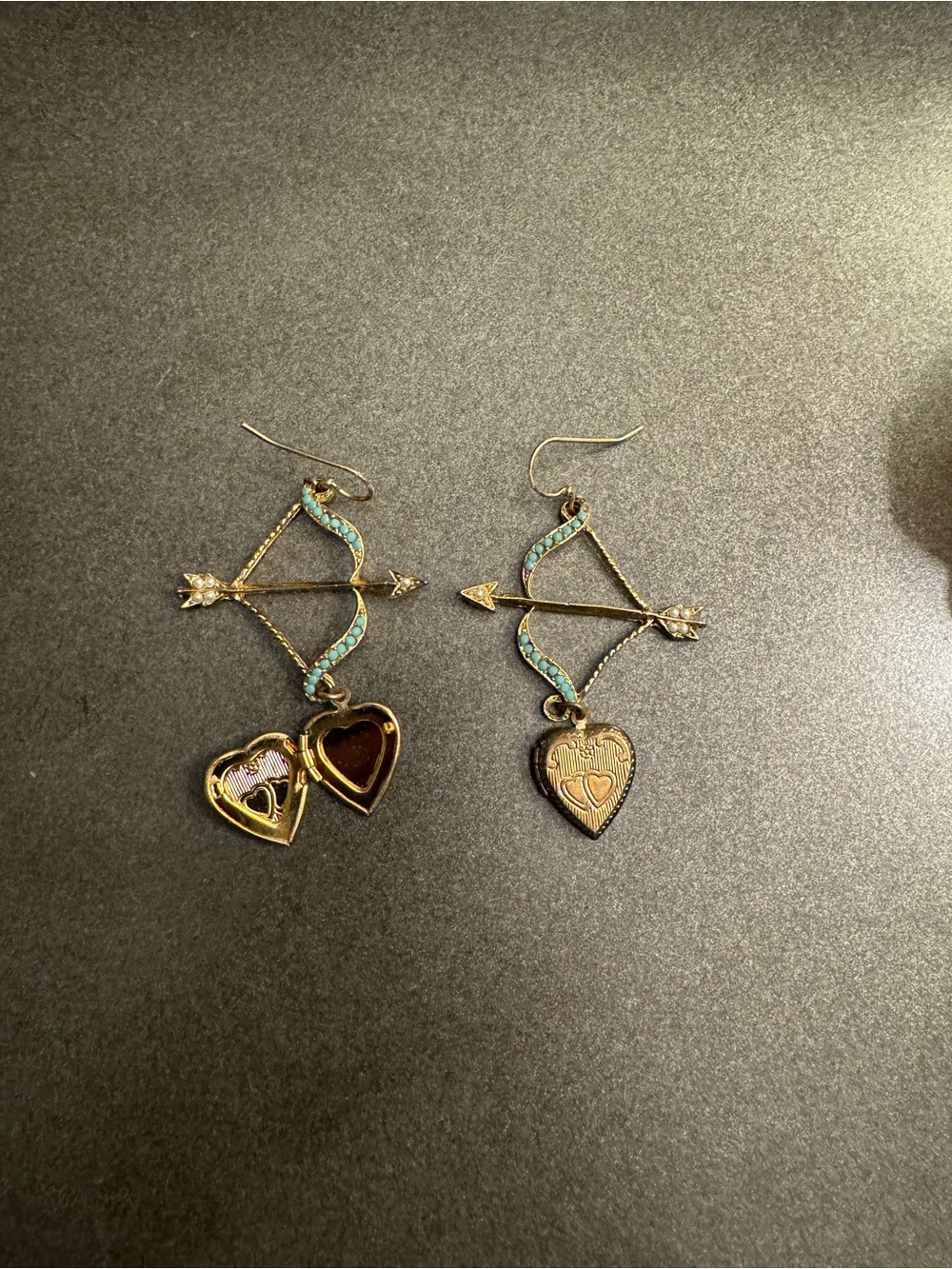 Vintage Gold-Tone Arrow & Heart Drop Earrings with Turquoise Accents